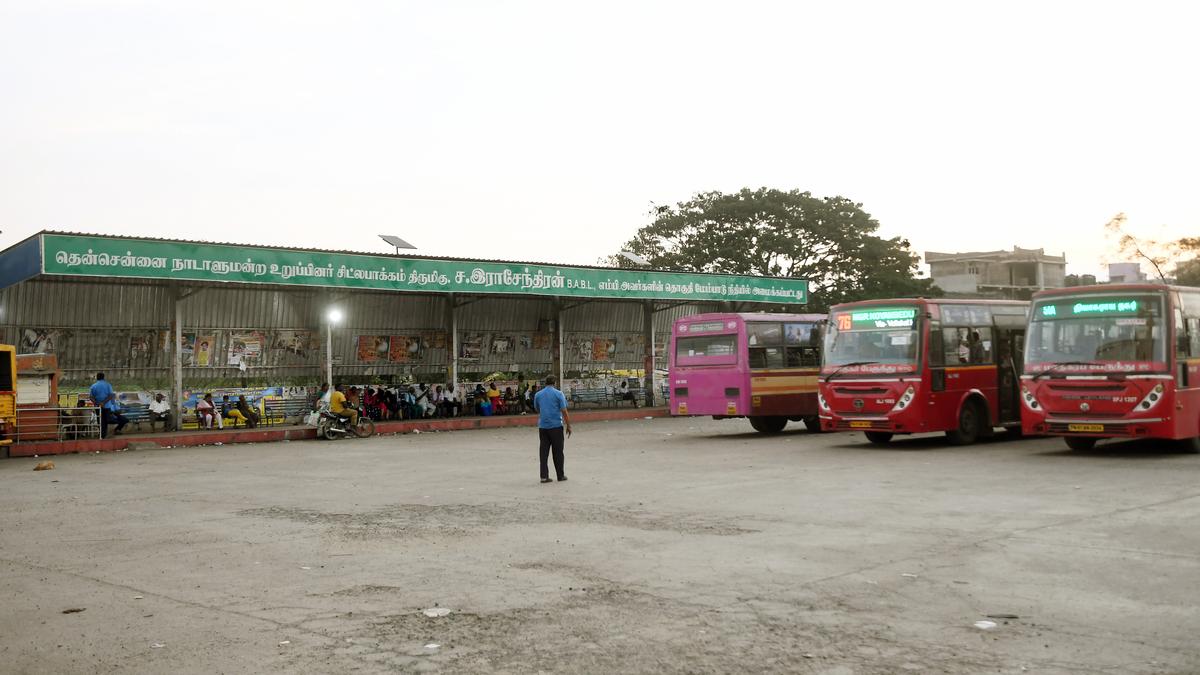 Residents in southern suburbs of Chennai demand MTC to run link bus